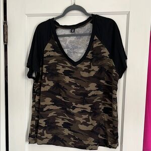 SHEIN Camouflage V-Neck T-Shirt